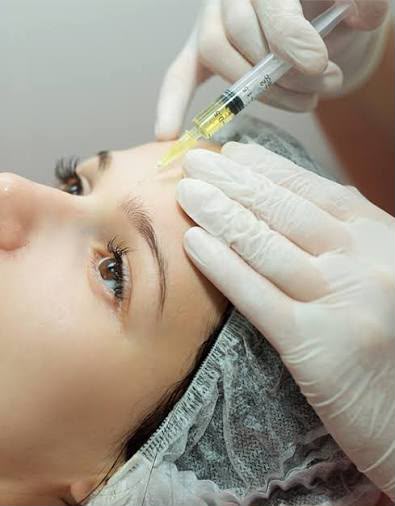 Botox Anti-Falten-Injektionen bei EsteCenter Istanbul