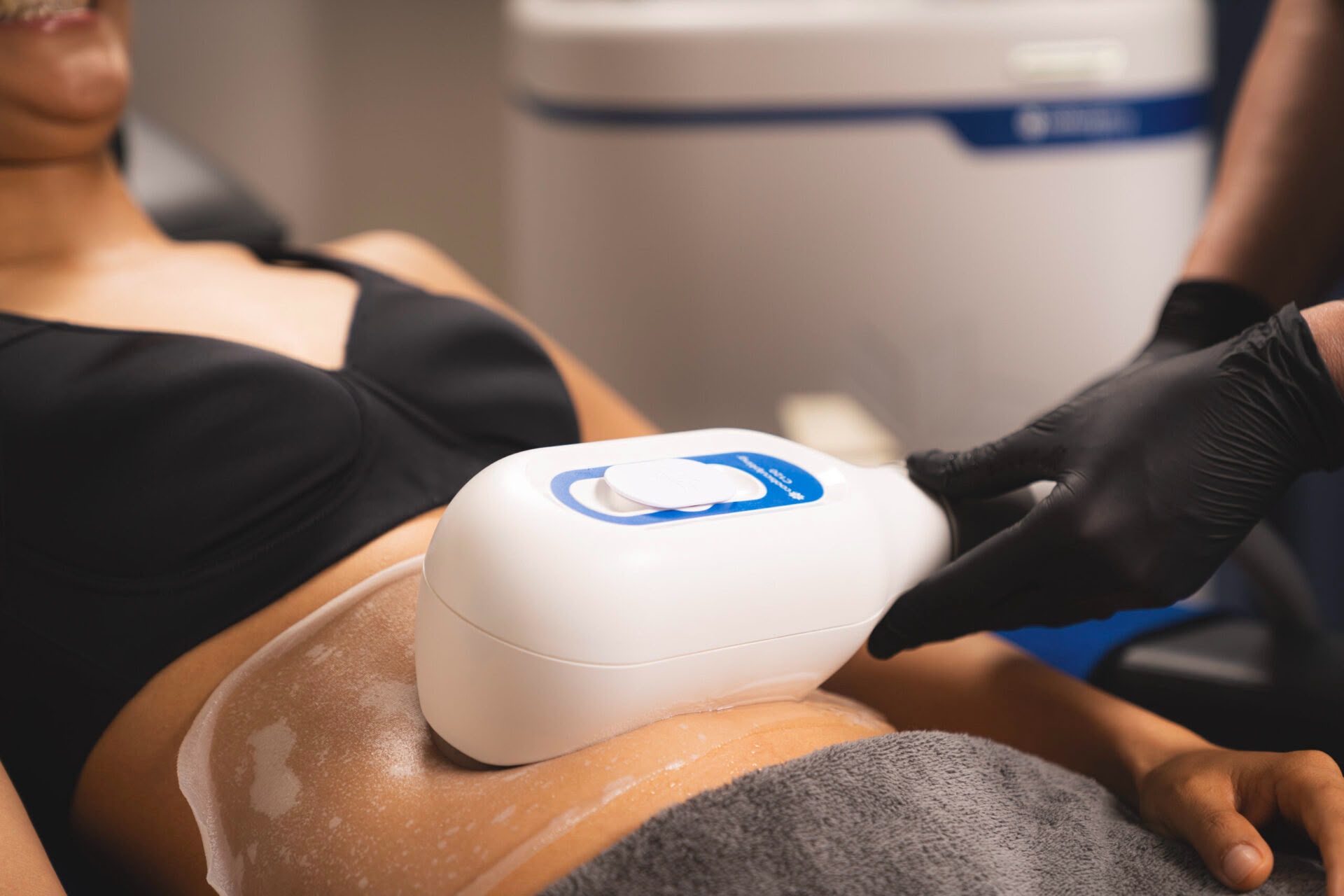 CoolSculpting Kryolipolyse-Fettreduktion bei EsteCenter Istanbul