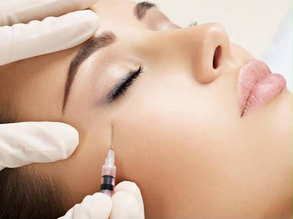 Augenringe-Light-Filler bei EsteCenter Istanbul
